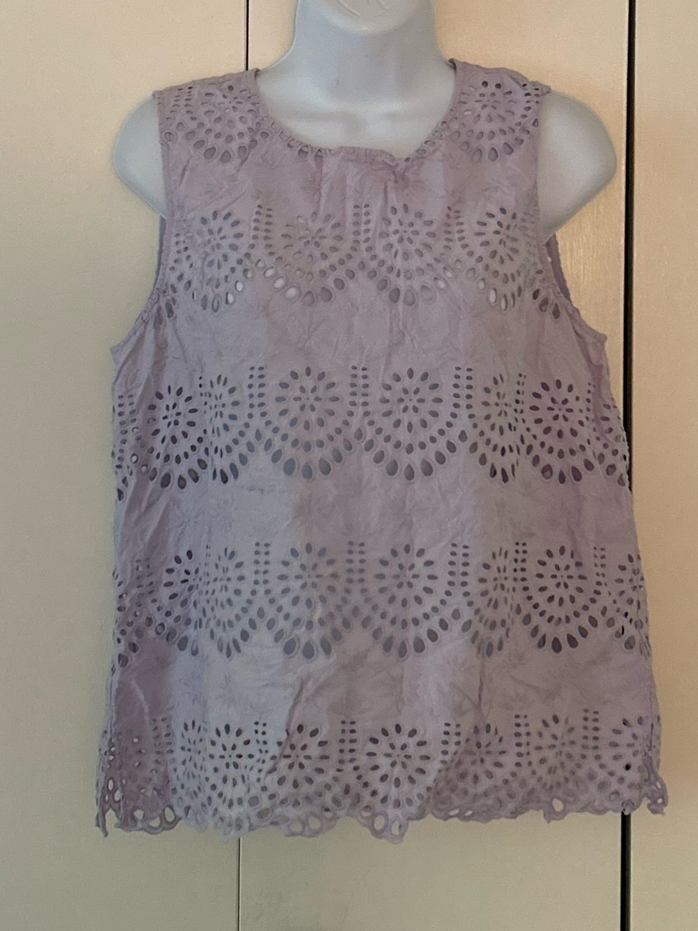 Ann Taylor Cotton Lilac Eyelet Sleeveless Top M